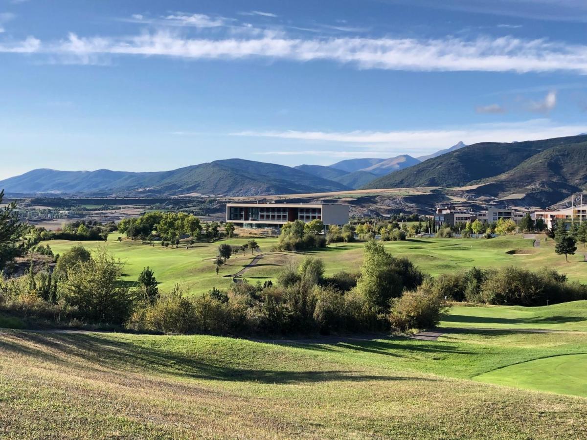 ​Exe Las Margas Golf Latas Buitenkant foto