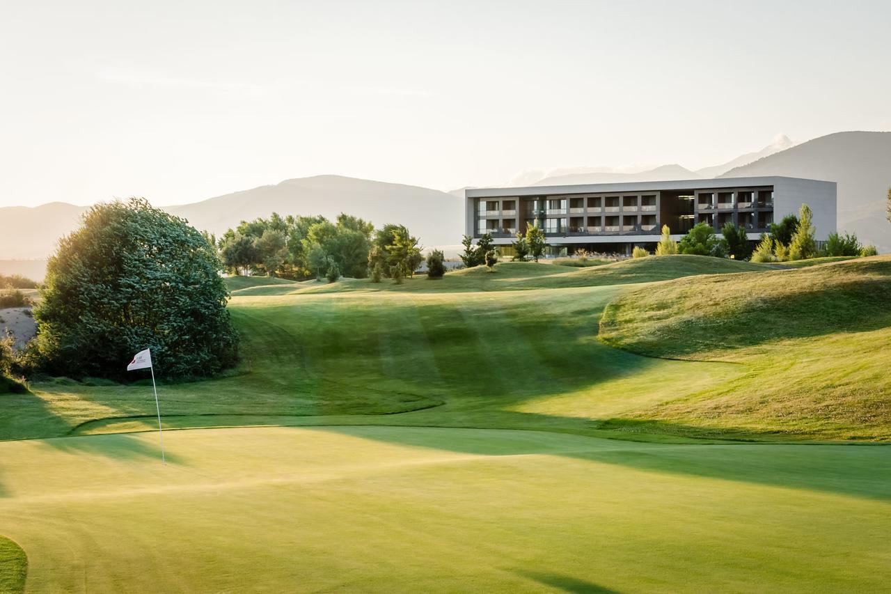 ​Exe Las Margas Golf Latas Buitenkant foto