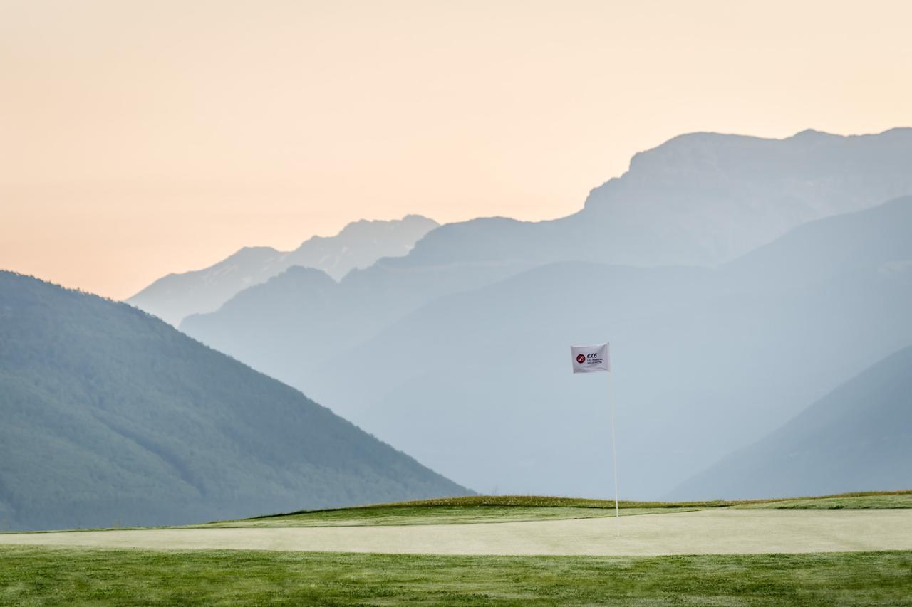 ​Exe Las Margas Golf Latas Buitenkant foto