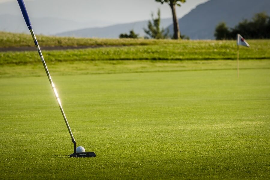 ​Exe Las Margas Golf Latas Buitenkant foto